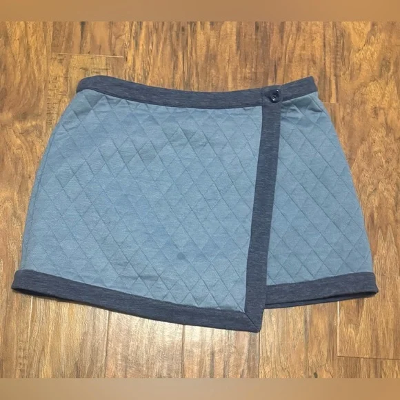 Sundance Quilted Wrap Mini Skirt Size 8 Blue Gray Diamond Stitch Boho Cottage - Picture 1 of 7